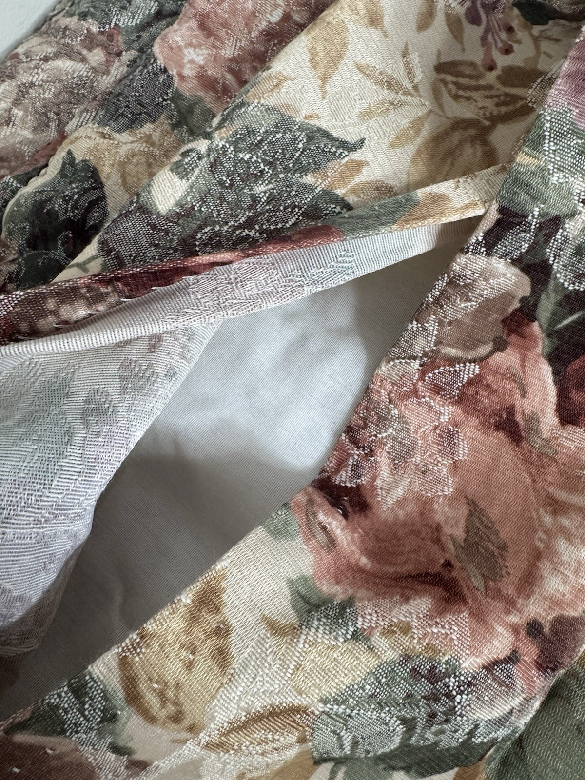 Croscill Cotswold Standard Pillow Sham Floral Padded Flange Rope Trim