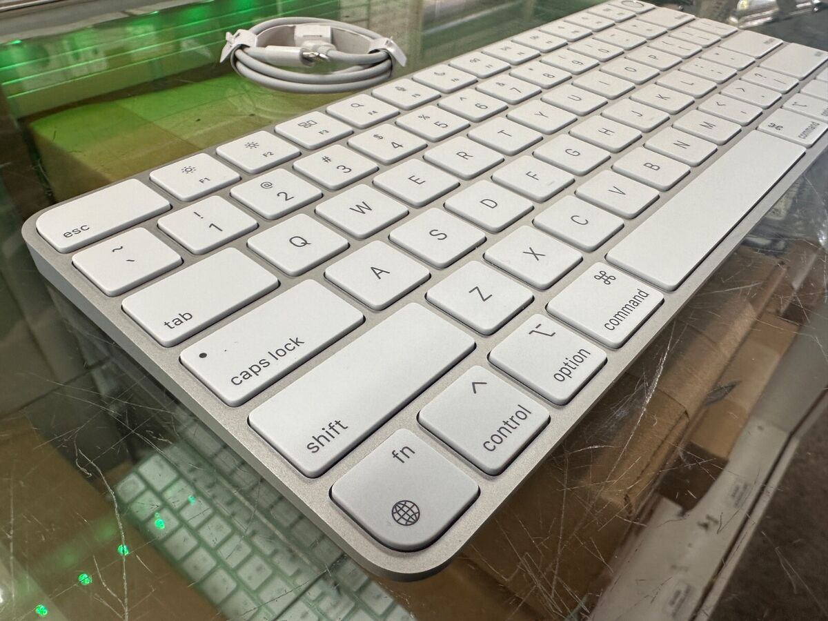 s-l1200.jpg s-l1200.jpg