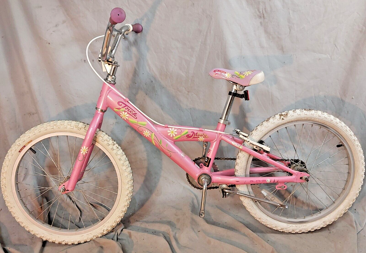 Wheel Trek 520 Road Bike Trek 520 Disc Touring Bike 2023 In Red