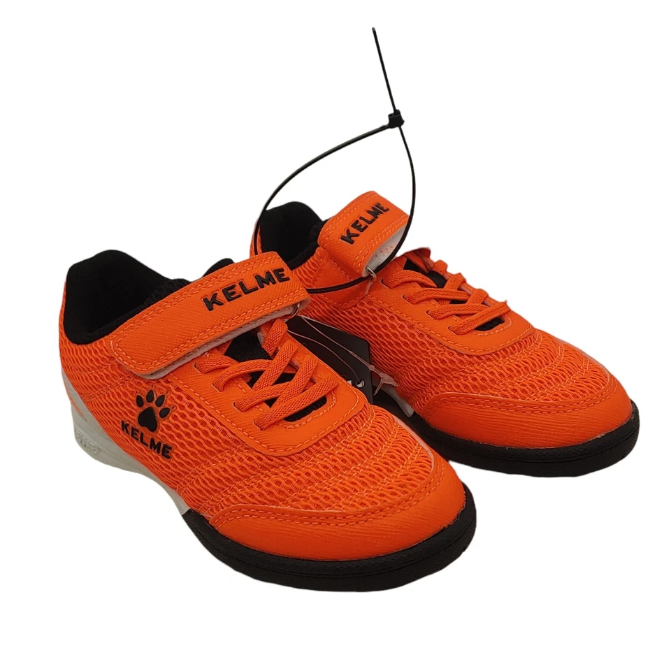 Tênis de futebol juvenil sem lacre KELME tamanho 10 laranja e preto - Imagem 2 de 4