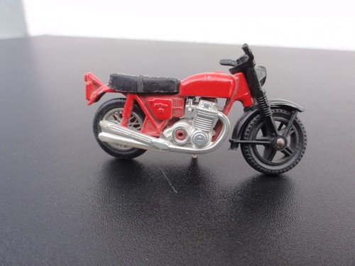 MATCHBOX LESNEY HONDARORA MOTORRAD Nr 18 Nr 15 - Bild 2 von 10