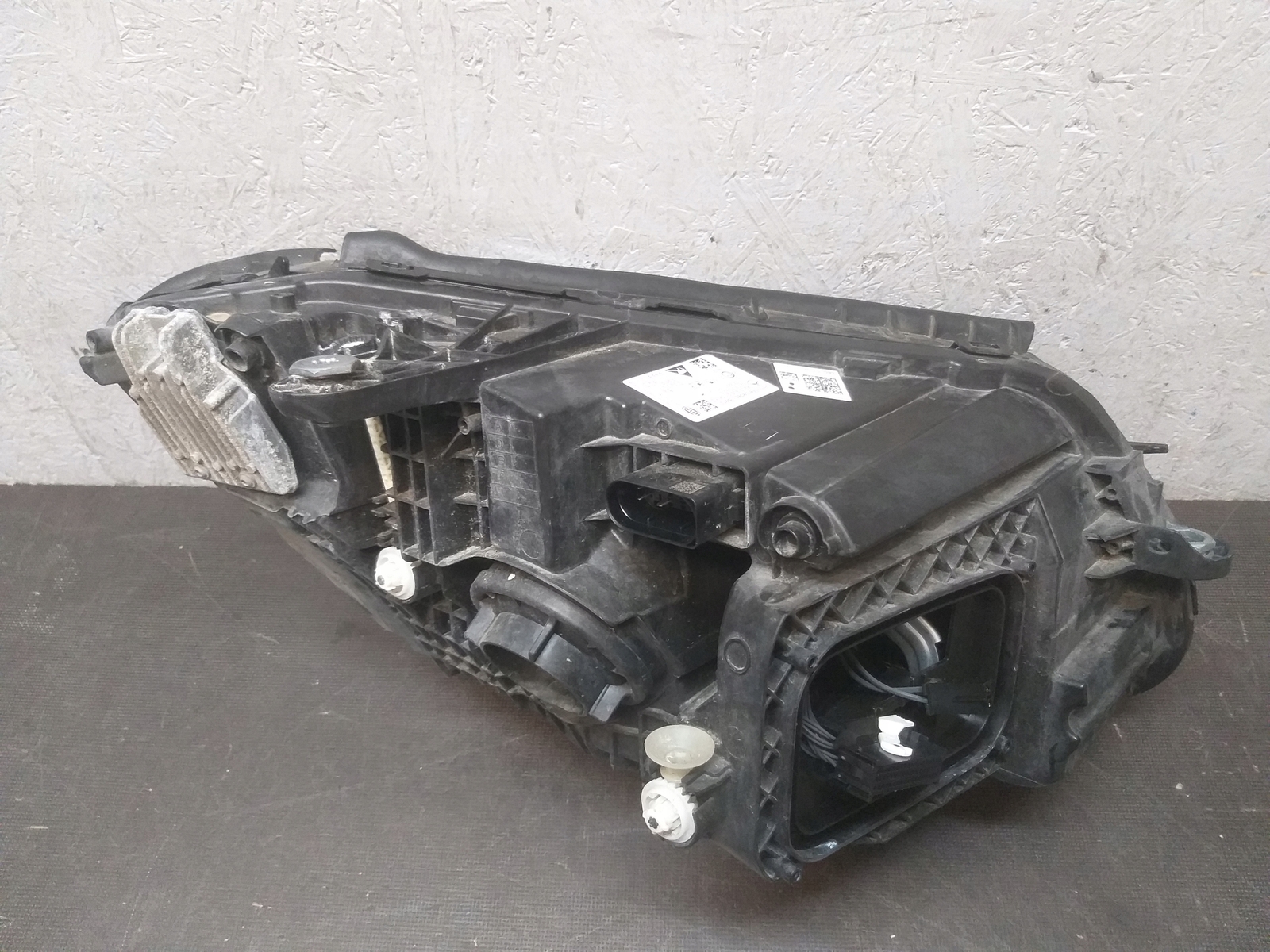 Frontscheinwerfer Mercedes-Benz W205 A2059062106 LED Links 