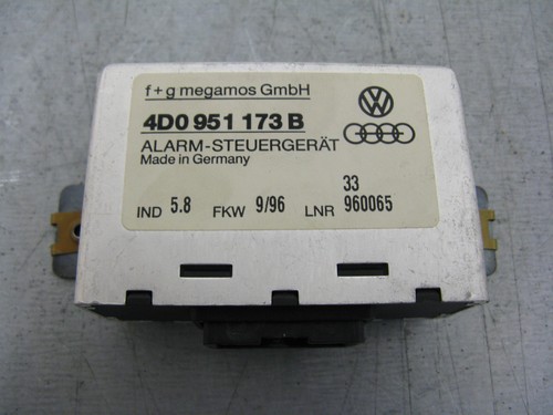 Audi A4 B5 A8  Alarmsteuergerät Steuergerät für Bewegungsmelder  4D0951173B