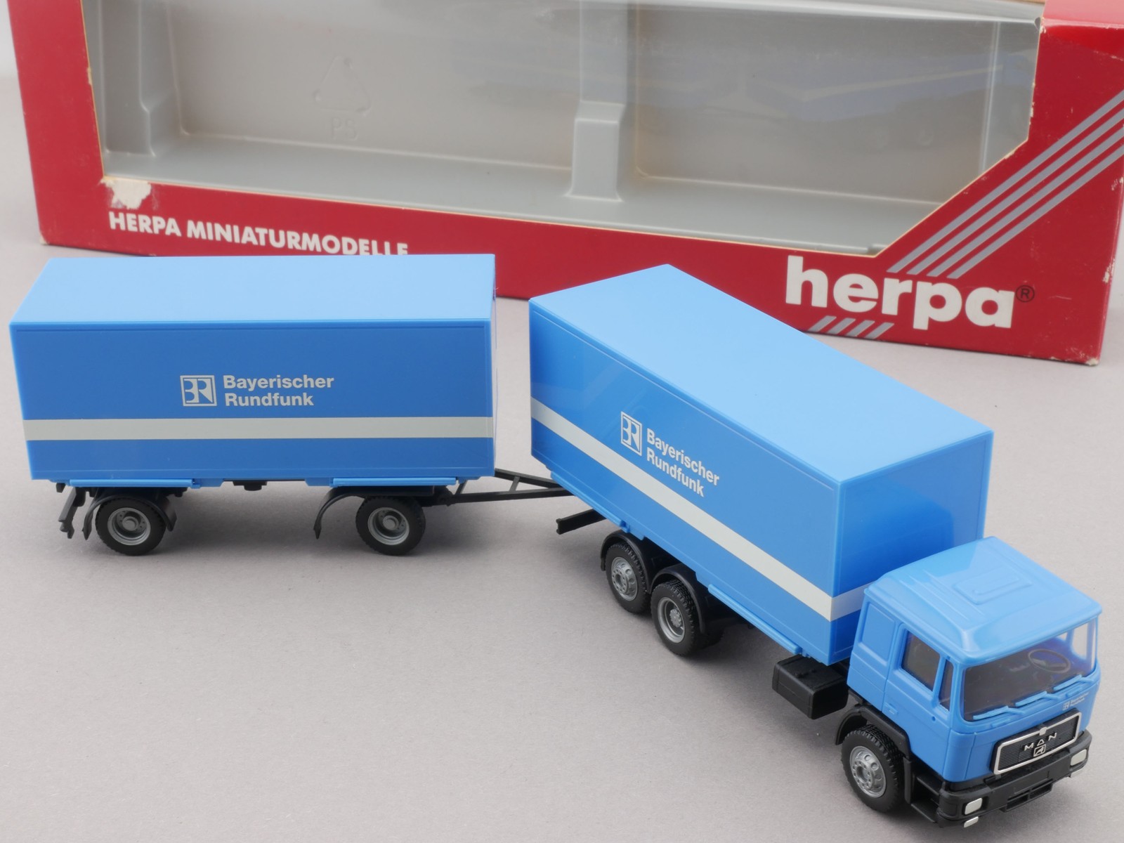 Herpa 141956 Man Br Bavarian Broadcasting Change Flatbed Train Mint! Ob 1705-2
