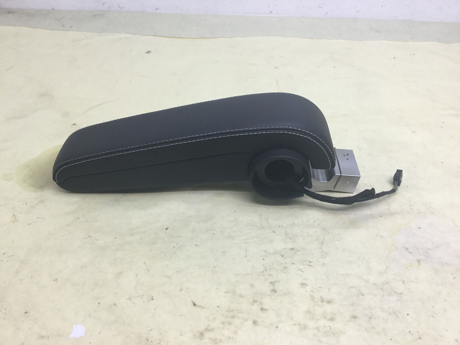 Bentley Flying Spur W12 Front Right Center Console Armrest Arm Rest 13-18 :Y