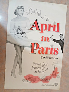 1958 WARNER BROS.- APRIL IN PARIS  W/ DORIS DAY & RAY BOLGER.- ROMANCE PRESSBOOK