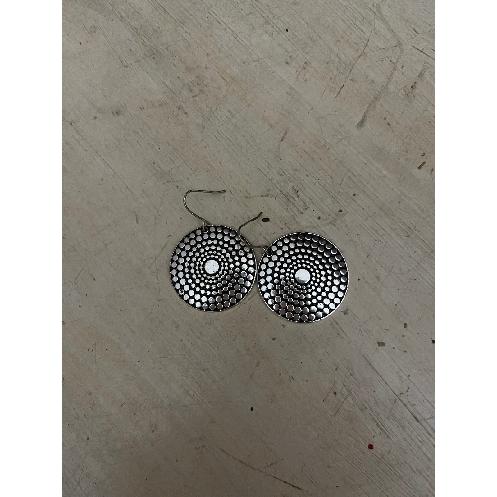 Silver Tone Round Disc Patterned Dangle Earrings - image 3
