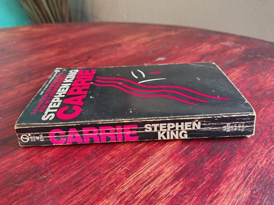Stephen King CARRIE 1988 Broadway Musical Play Cover 1st Signet Print Paperback — 第 3/4 张图片