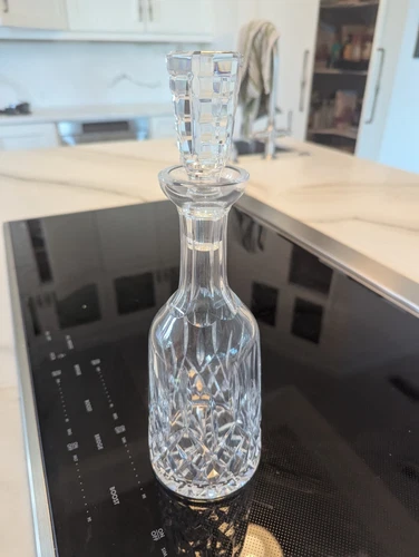 Vintage Waterford Crystal Lismore Wine Decanter Bottle 26 0z. w/ Stopper Ireland