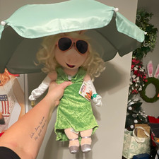 Disney Muppets Miss Piggy Large Plush Doll w/ Sunglasses  Umbrella 2008