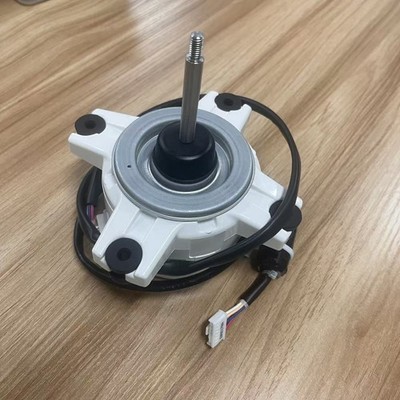 Moteur De Ventilateur Pour Groupe Froid Daikin RXS50E2V1B - Réf 1688263 - Occasion En état Fonctionnel