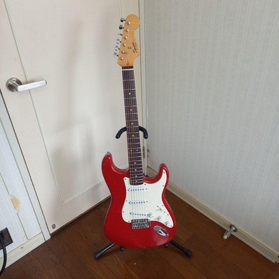 Squier by Fender BULLET STRAT Squier