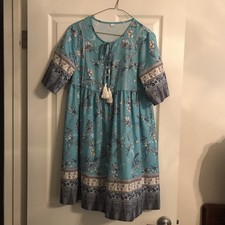 Women’s Dress, Aqua Floral, Above The Knee, Size Small