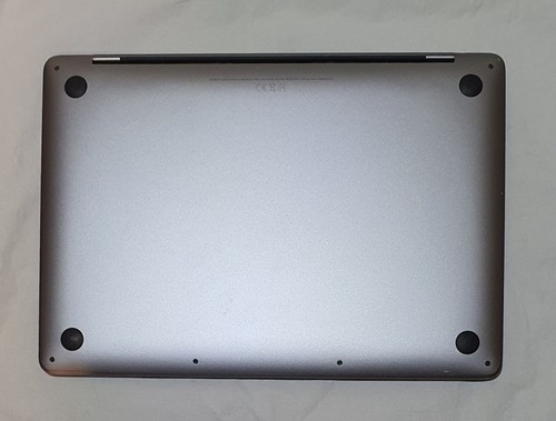 Apple Macbook Pro (2017) 13.3in Retina A1708 intel Core i5 8GB RAM 128GB SSD - Picture 9 of 11