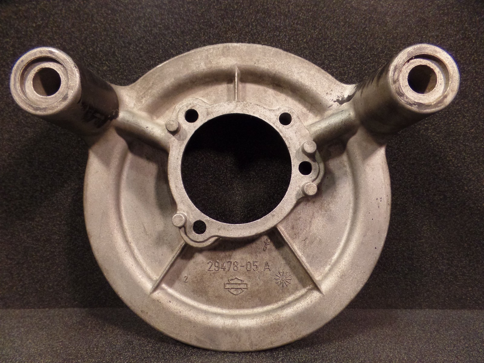 HARLEY DAVIDSON TWIN CAM AIR CLEANER FILTER BACKING PLATE [A 