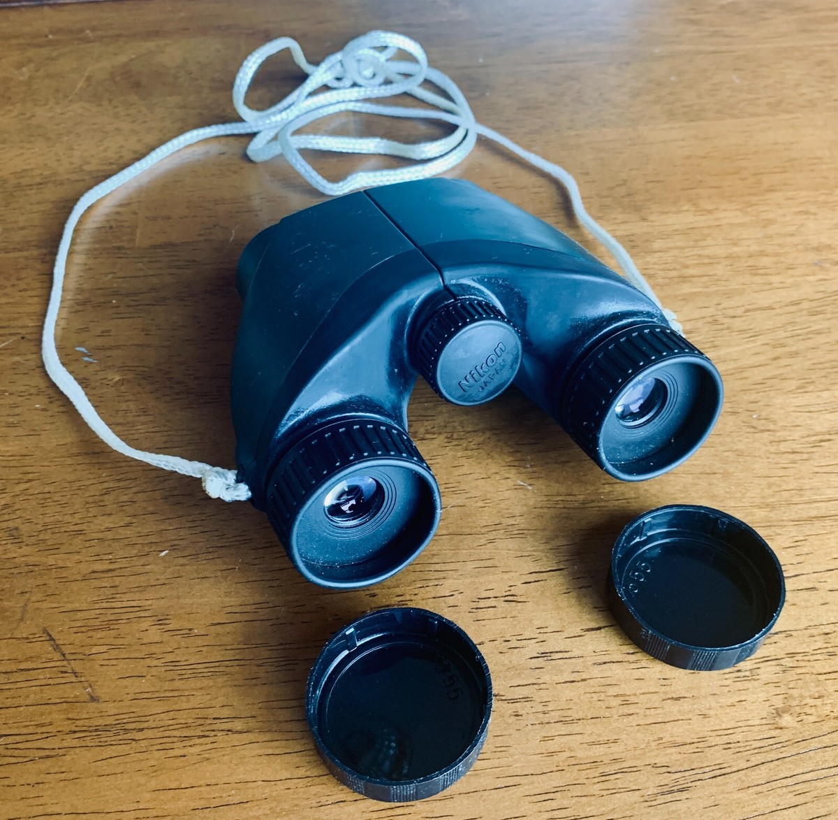 Nikon 9x21 CF SPRINT II-GREEN Binoculars with Carrying Case Made