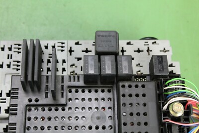 Volvo OEM Central Electronic Control Module 8633872 9452596 for  