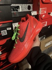 Kobe 6 Protro Reverse Grinch Size 8