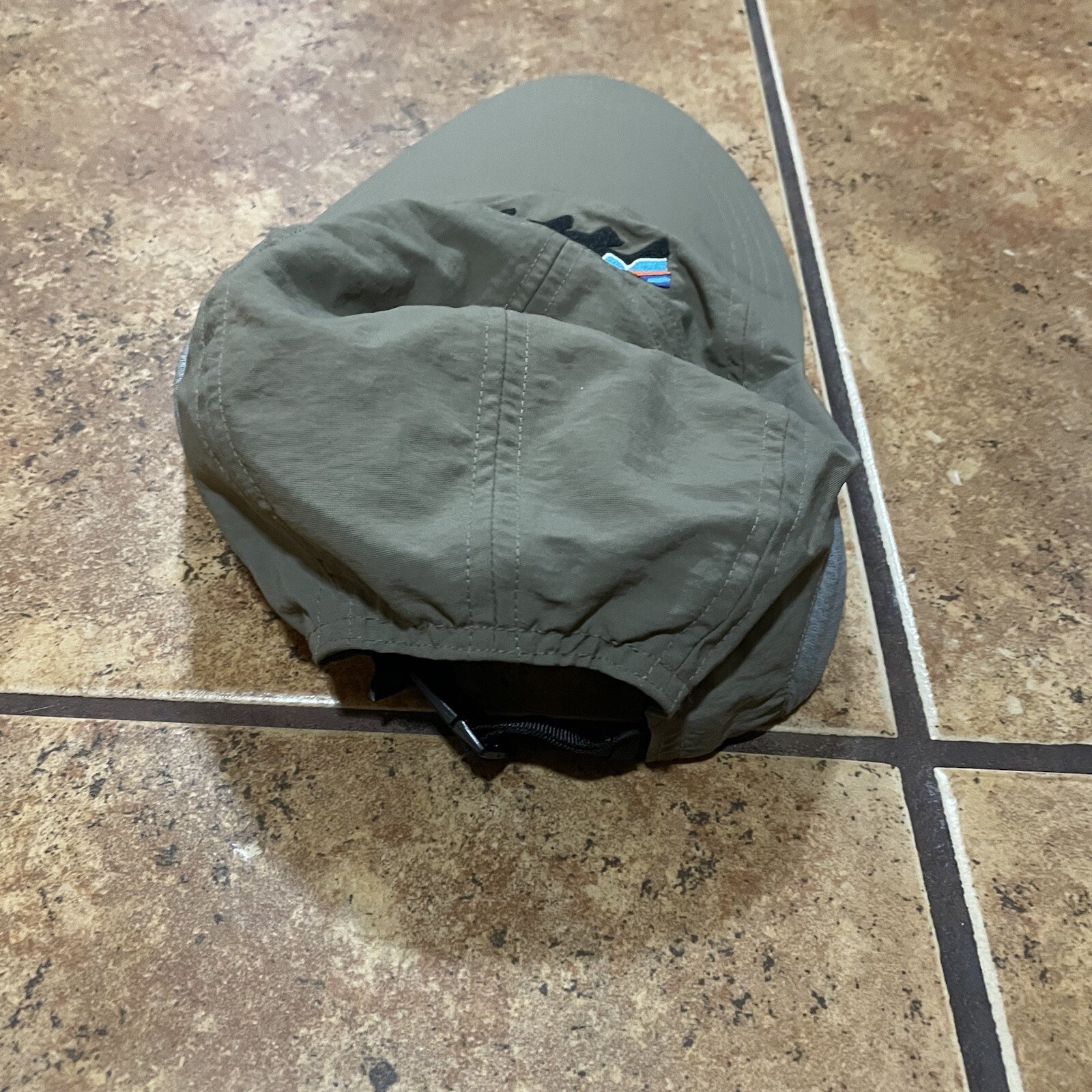 Patagonia Long Bill Fitz Roy Fly Fishing Cap Hat Beige Duck Adjustable