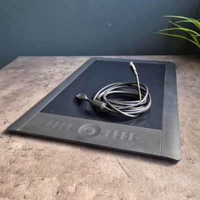 Wacom Intuos 5 PT Groß Stift & Touch USB Verkabelt Grafik Tablett ( Nein