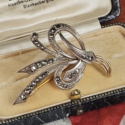Art Deco Brosche Vermeil Silber Markasiten 45x28mm Marke GL