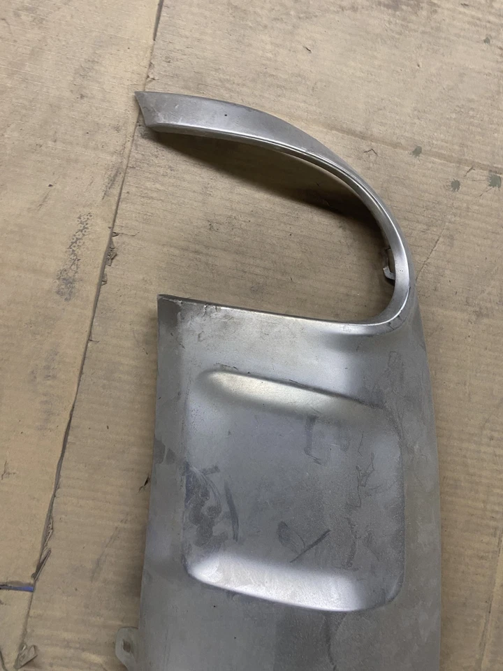 Audi Allroad 2013-2016 - 8k9807835b panel de ajuste inferior difusor placa raspada usado Foto 3 de 4