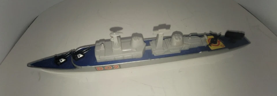 1976 Lesney Matchbox Sea Kings K308 Guided Missile Destroyer Die Cast - Image 4 of 4