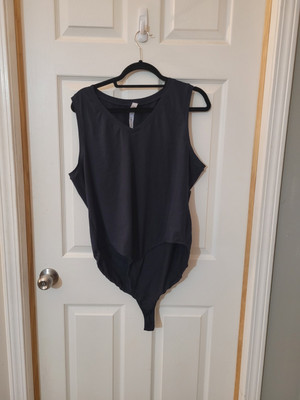 Rae Mode Super Soft V-Neck Navy Bodysuit Size 3XL 