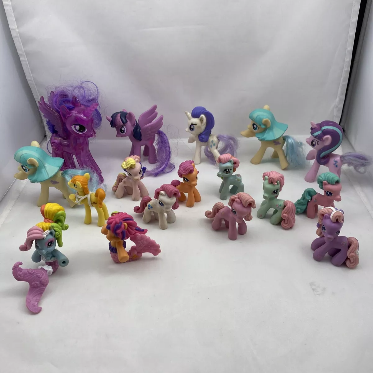 Lot of 7 c 2000s My Little Pony Characters with Hair Toys