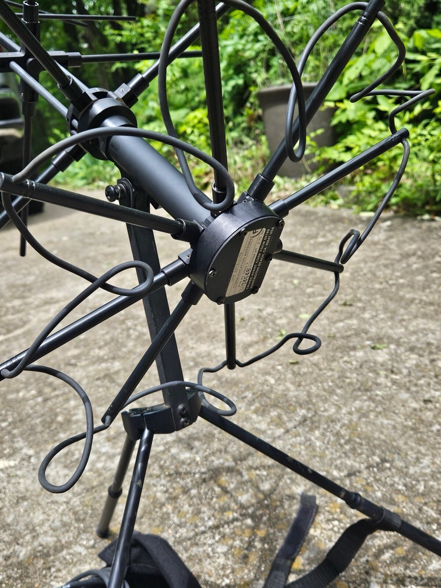 Trivec Avant AV 2055-3 UHF Satcom Satellite Communication Antenna