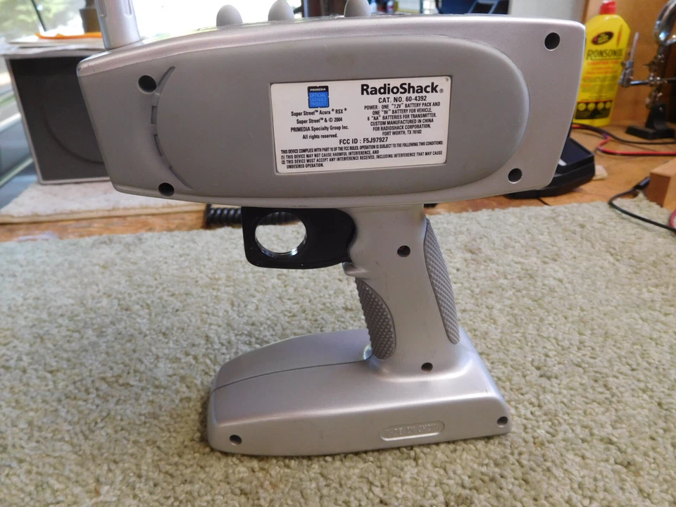 RC Controller, Radio Shack Band 3, 27.095 Mhz.  Pistol Grip w/speedo - Image 3 of 4