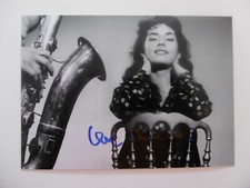 Vera Chekhova autograph signed 13x18 cm picture B/W