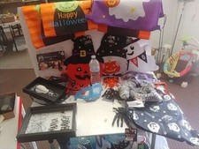 Halloween Lot Assorted D cor - 249