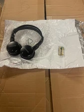 8A8Z-18C604-D NEW FORD OEM OLD STOCK HEADPHONES LINCOLN 09 10 11 12