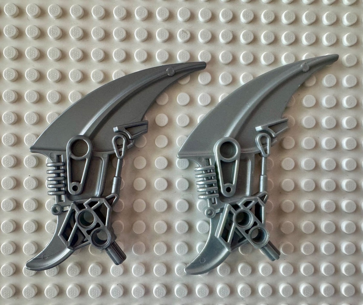 LEGO Bionicle Weapon Blade Claw (Antroz) 60926 | eBay