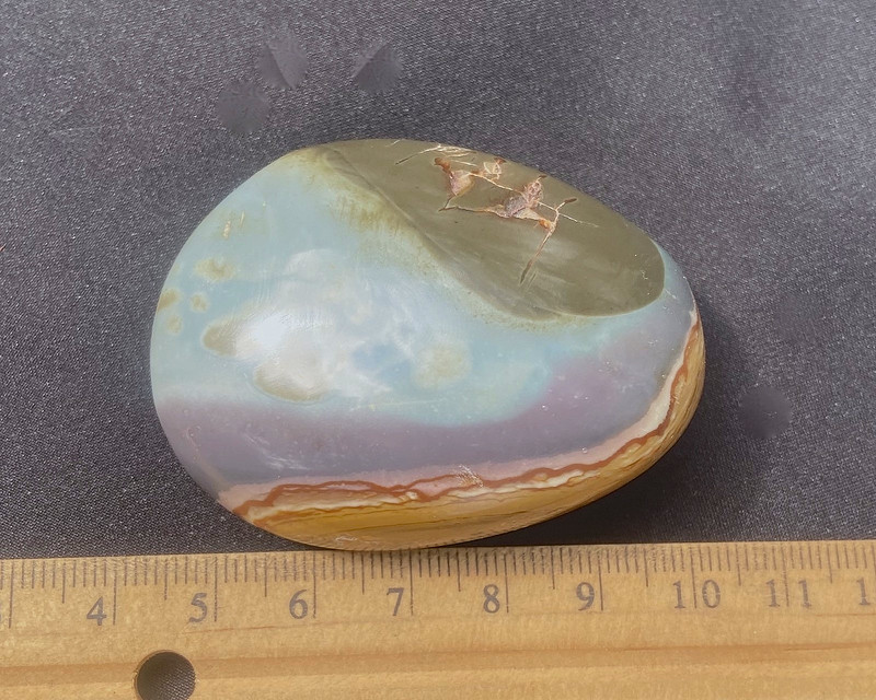POLYCHROME JASPER BEAUTIFUL COLORFUL POLISHED PALM STONE 90 GRAMS or 3.2 OUNCES 