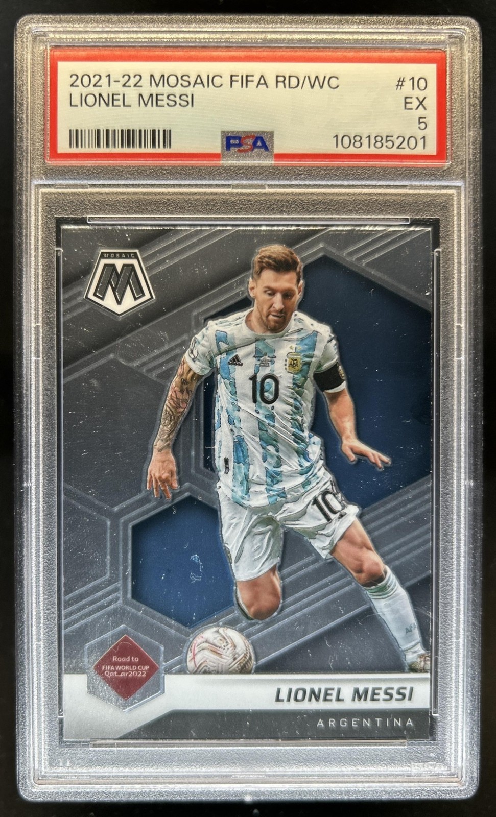 2021 Panini Mosaic Road to FIFA World Cup Lionel Messi #10 Argentina PSA 5