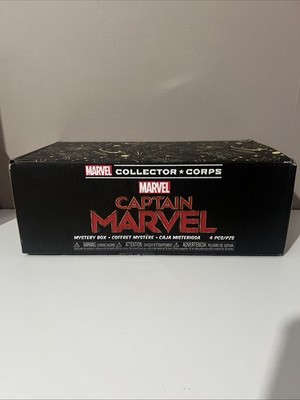 Marvel Collector Corps Captain Marvel inklusive 2 Funkos T-Shirt und Pint Glas