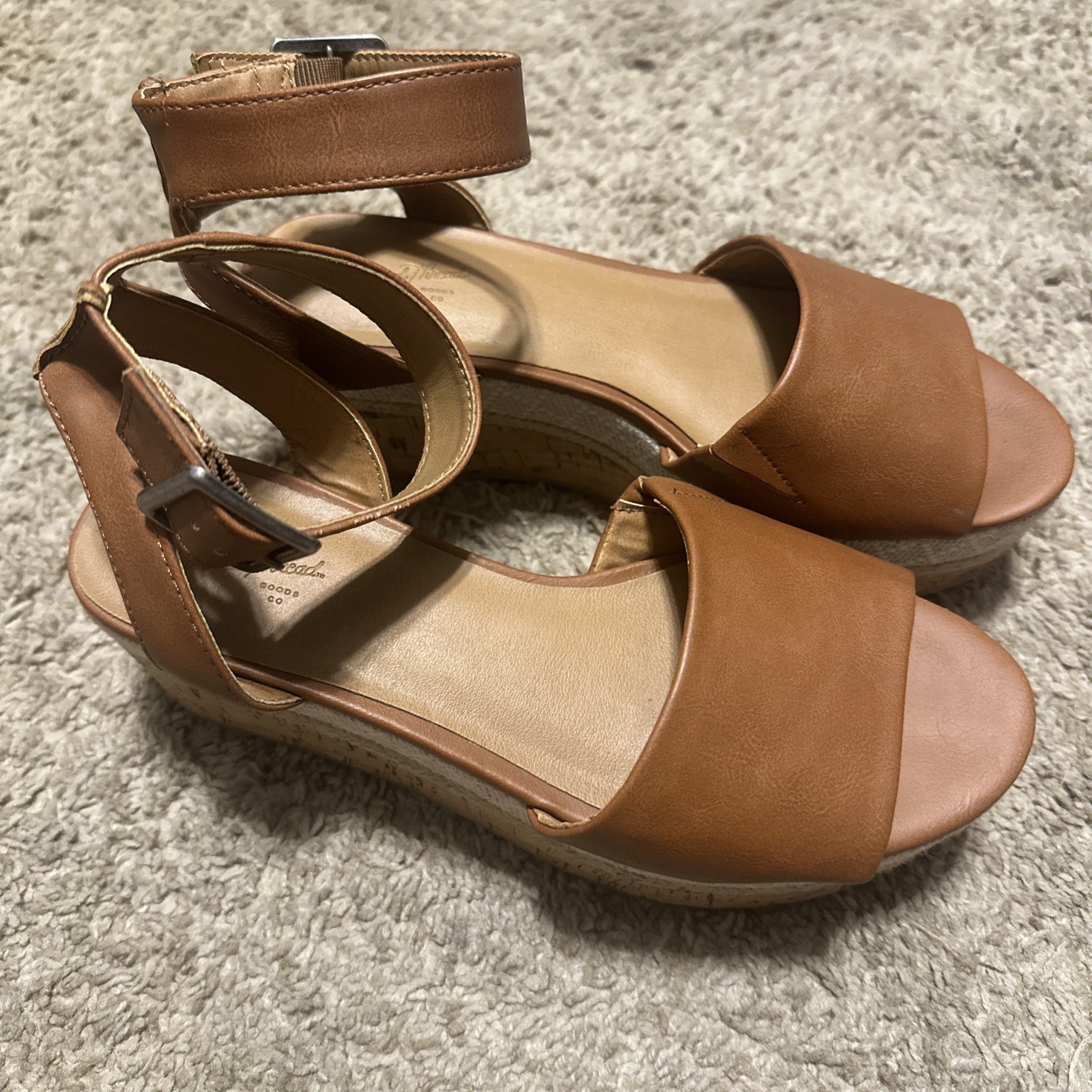 Universal Thread Cognac Bailey Platform Wedge Pum… - image 1