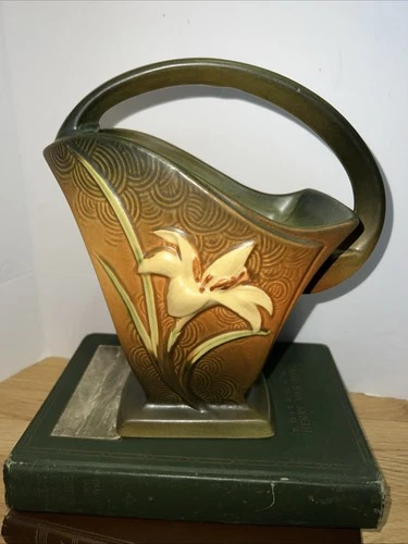 Vintage Roseville Pottery - Zephyr Lily Handled Basket Vase - Sienna - 394-8”