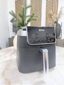 Ninja XL Air Fryer with MaxCrisp | 6.5 QT Capacity | 6-in-1 Max Crisp, Air Fry