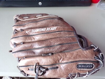 Vintage Nike Diamond Ready Baseball Glove | eBay