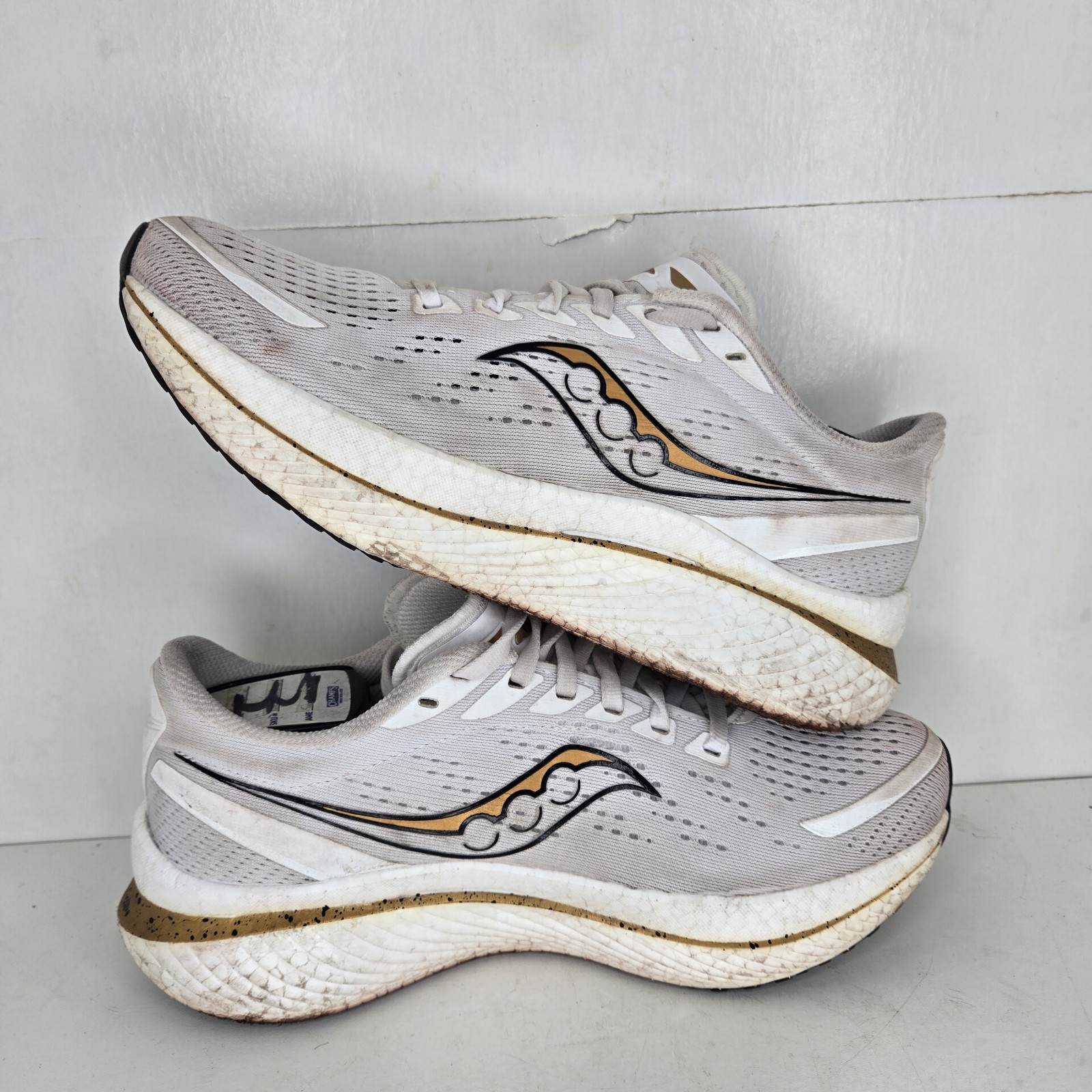 Saucony Endorphin Speed 3 Womens Size 8.5 White Gold Athletic Shoes Sneakers thumbnail 8