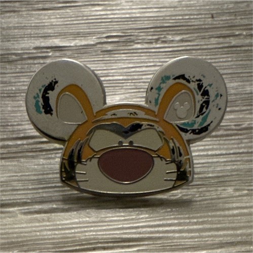 Disneyland Cali Hidden Mickey 2024 tigger ear hat pin