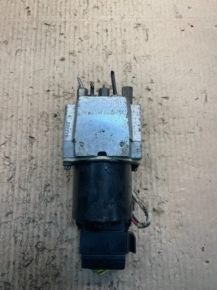 Ford E250 E350 Econoline 2009 2010 bomba de freno antibloqueo ABS antibloqueo v5301 DG Foto 3 de 4