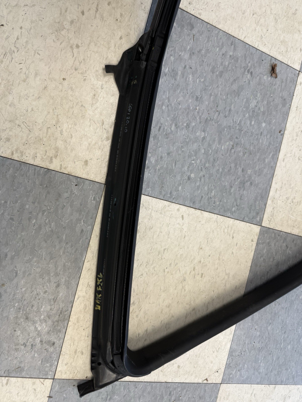 2014-2019 Maserati Ghibli OEM Right Front  Door Weather Strip Seal