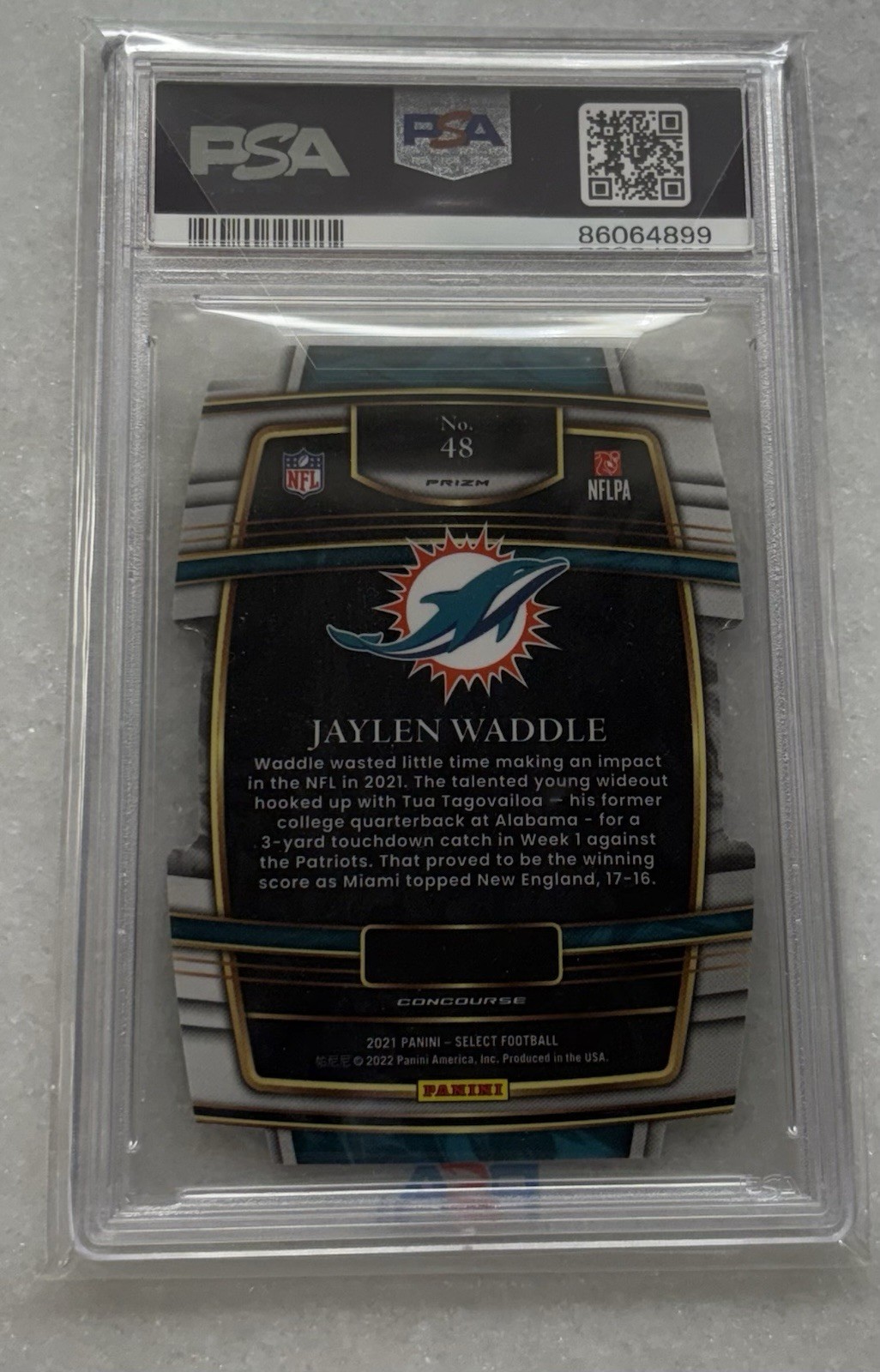 2021 Select Concourse Green Yellow Die Cut Prizm Jaylen Waddle RC #48 PSA 10 view 2