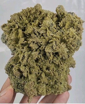 642 gms Aesthetic Epidote Crystals Bunch With Nice Look - Balochistan, Pakistan.