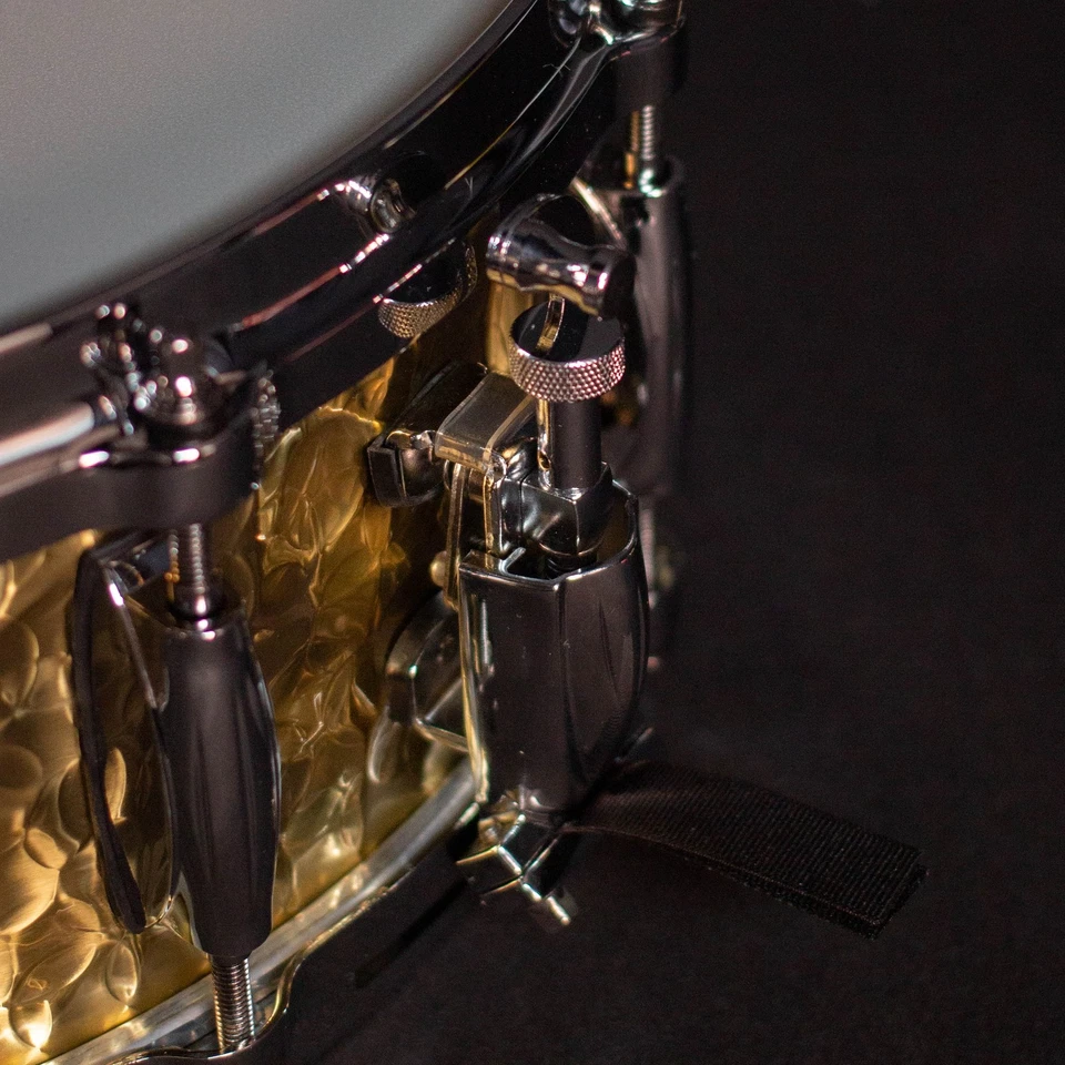 Gretsch 14" x 5" Full Range Hammered Brass Snare Drum - Image 2 of 4