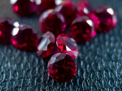 Rubin 5 mm runder Blutraube #8 AAA schöner roter Rubino VVS VVS1